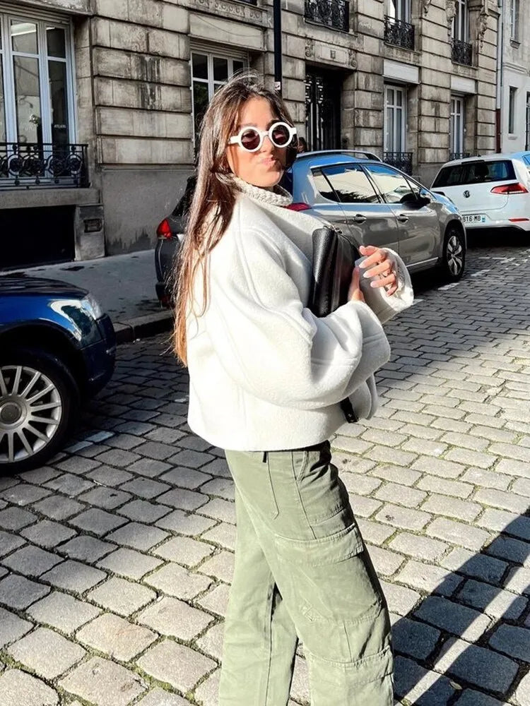 Chic V-neck Woolen Coat for women