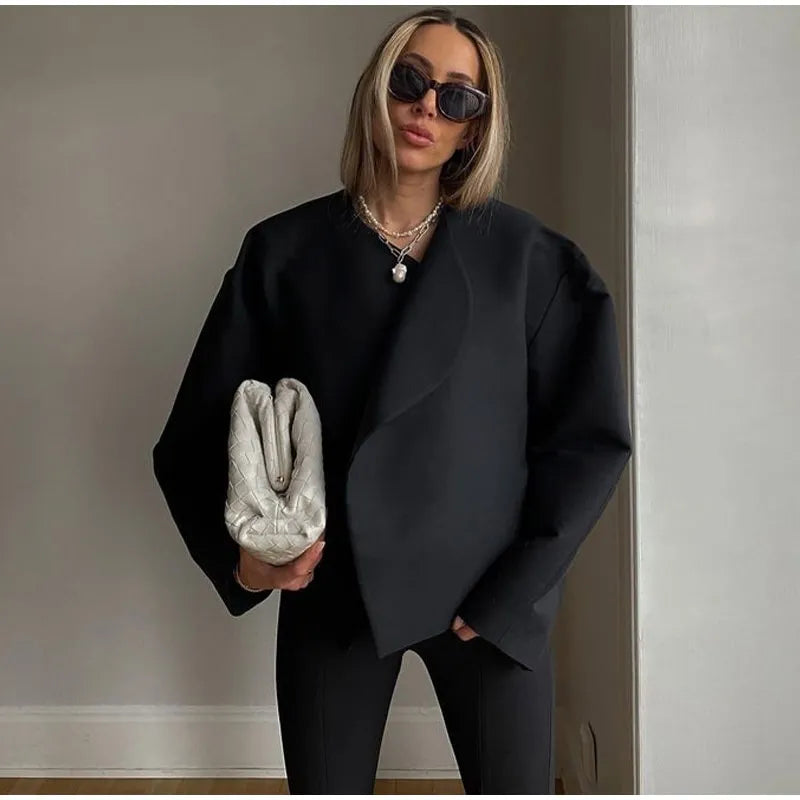 Chic V-neck Woolen Coat for women